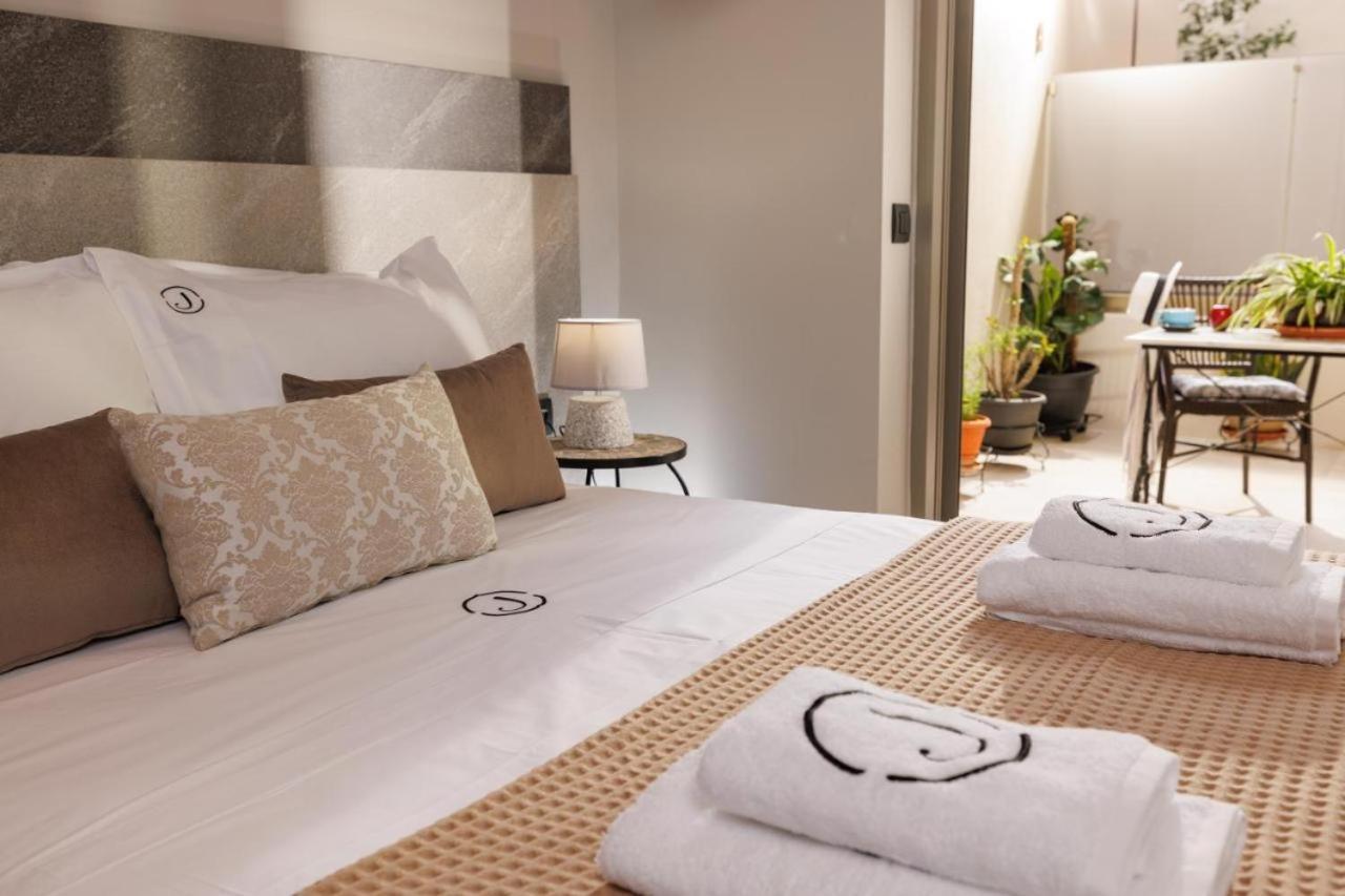 Jolly Suites Héraklion Extérieur photo